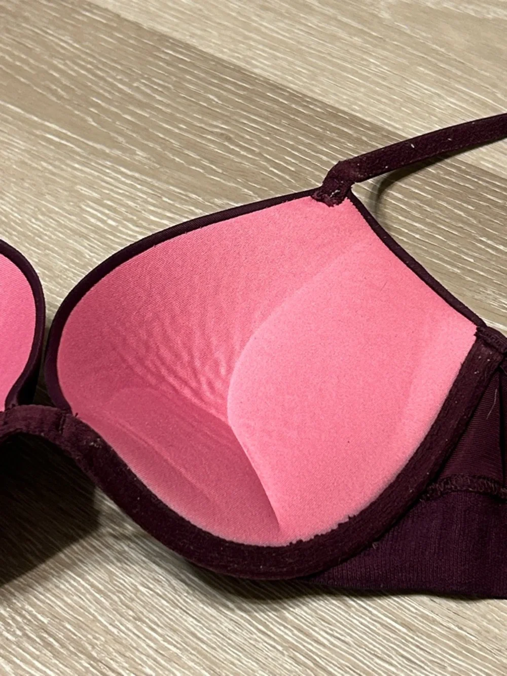 PINK by Victoria’s Secret Burgandy Everywhere Super Push-up T-Shirt Bra 32C